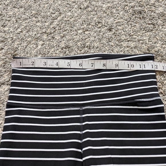 Athleta Black White Striped Workout Exercise Leggings XS - Picture 10 of 10
